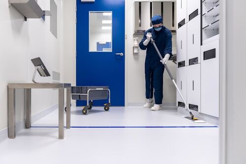 Top Trends in Commercial Cleaning for Phoenix Business Owners